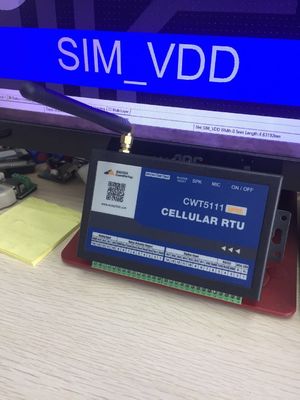 Κίνα Κυψελοειδής M2M Sim πύλη 33Hz 10 καρτών - ακρίβεια κομματιών με το διπλό φύλακα προμηθευτής